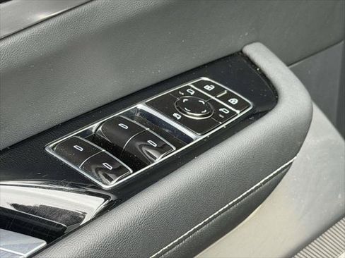 Used 2026 Cadillac Vistiq Sport w/ LPO, Floor Liner Package AWD/4WD image 20