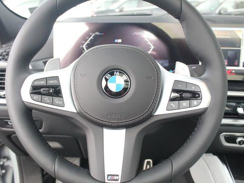 New 2026 BMW X6 xDrive40i w/ Climate Comfort Package image 15