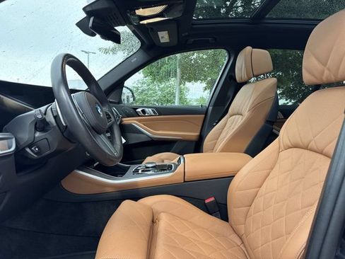 Certified 2025 BMW X5 xDrive40i w/ M Sport Package AWD/4WD image 13