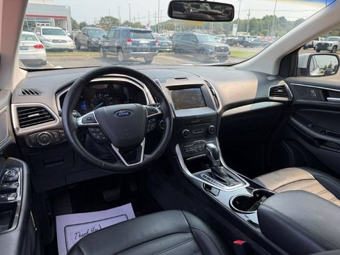 Used 2016 Ford Edge SEL w/ Equipment Group 201A FWD image 17