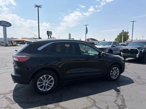 Used 2022 Ford Escape SE AWD/4WD image 6