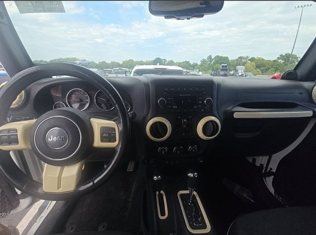 Used 2014 Jeep Wrangler Unlimited Sport w/ Quick Order Package 24S AWD/4WD image 7