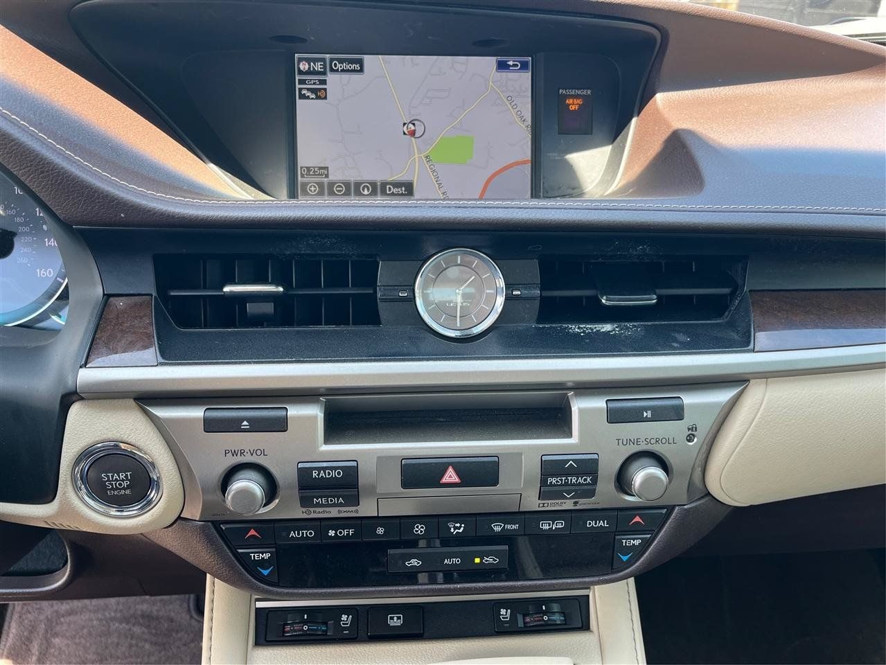 Used 2016 Lexus ES 350 w/ Luxury Package w/Wood Trim FWD image 14