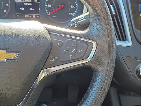 Used 2023 Chevrolet Malibu LT image 20