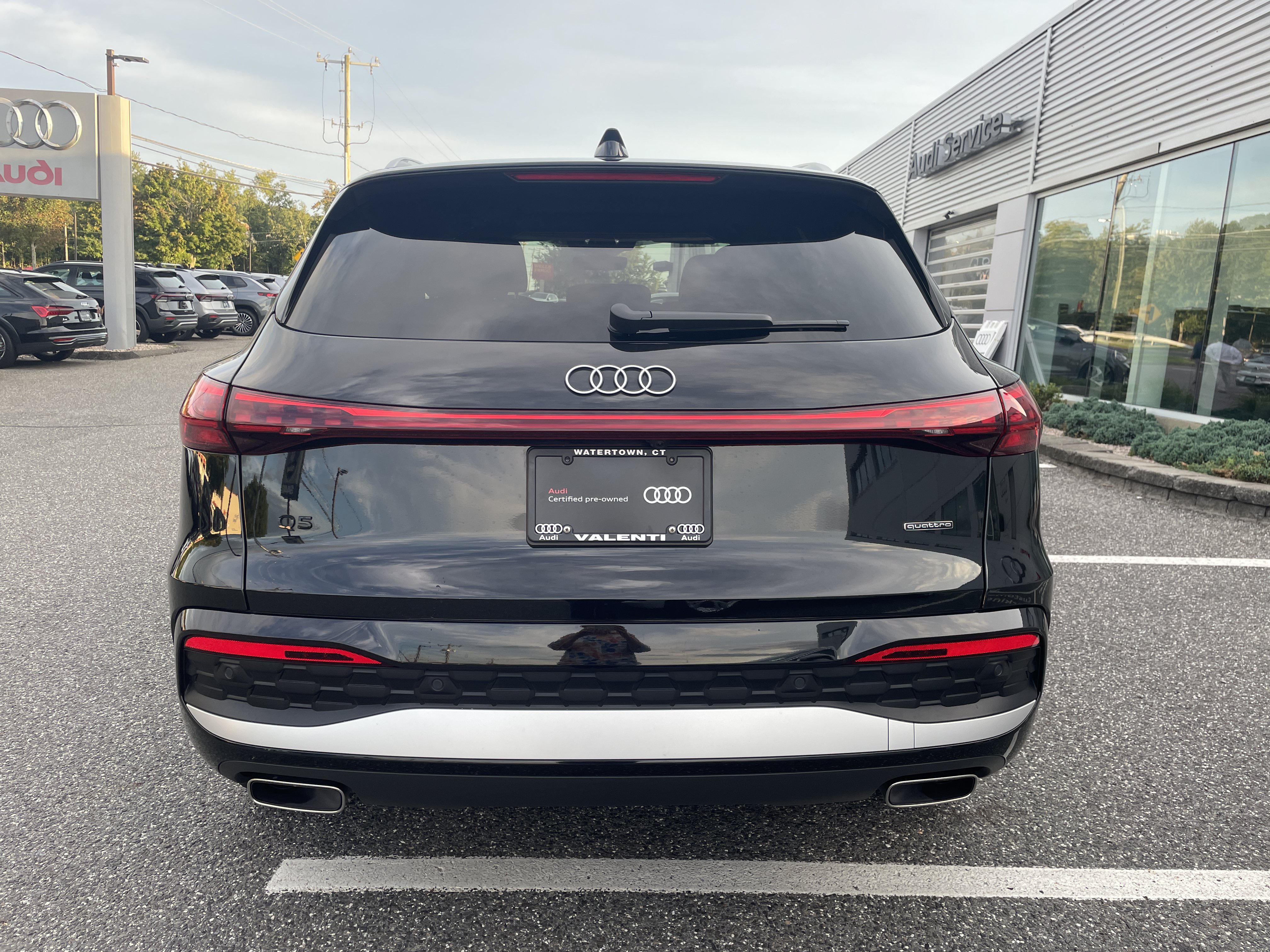 Certified 2025 Audi Q5 Premium w/ Convenience Package AWD/4WD image 5
