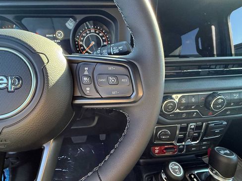 New 2026 Jeep Wrangler Unlimited Sport image 11