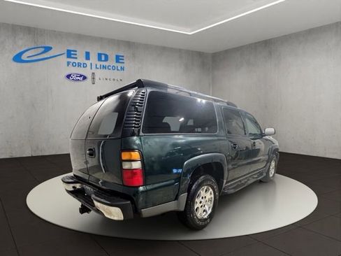 Used 2004 Chevrolet Suburban Z71 w/ Preferred Equipment Group AWD/4WD image 10
