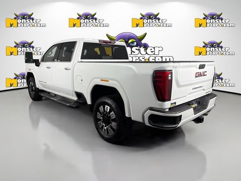 Used 2024 GMC Sierra 2500 Denali w/ Denali Reserve Package AWD/4WD image 7