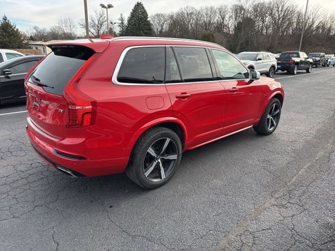 Used 2017 Volvo XC90 T5 R-Design w/ Vision Package image 6