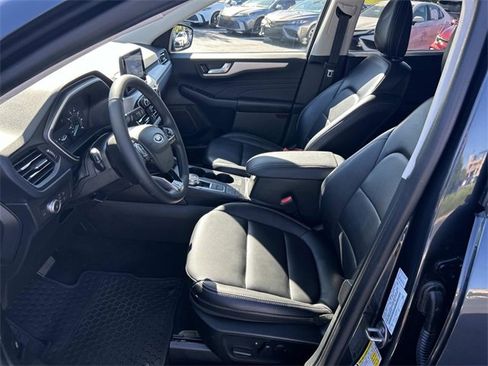 Used 2022 Ford Escape SEL image 22