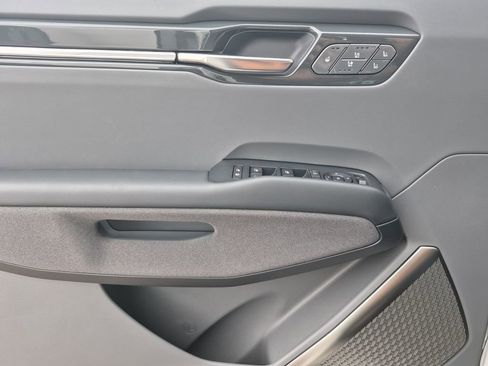 New 2026 Kia EV9 Land w/ Nightfall Edition Package image 6