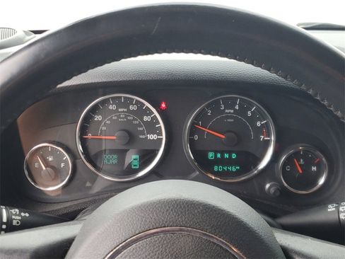 Used 2018 Jeep Wrangler Unlimited Sport S image 18