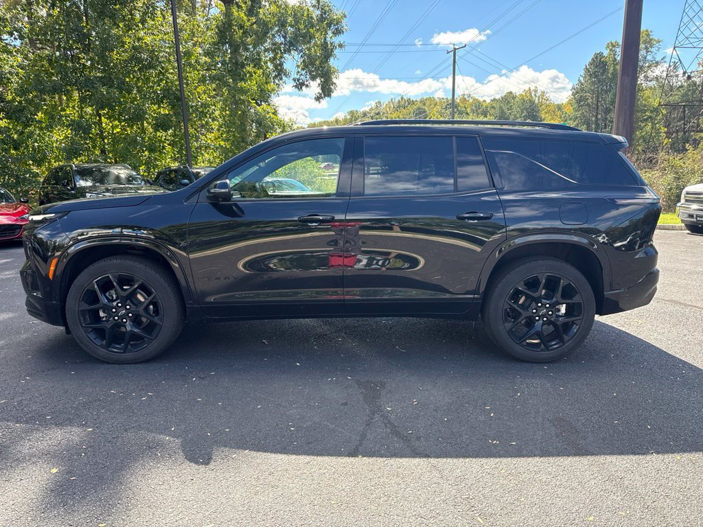 Used 2026 Chevrolet Traverse RS w/ LPO, Floor Liner Package AWD/4WD image 8