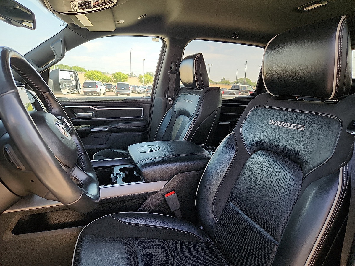Used 2020 RAM 1500 Laramie w/ Sport Appearance Package AWD/4WD image 7