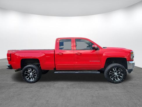 Used 2018 Chevrolet Silverado 1500 LT w/ All Star Edition AWD/4WD image 2