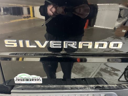 Used 2021 Chevrolet Silverado 1500 LT Trail Boss w/ Bed Protection Package image 46