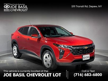 Used 2024 Chevrolet Trax LS w/ LS Convenience Package