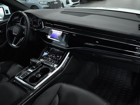 Used 2019 Audi Q8 Premium w/ Convenience Package AWD/4WD image 23