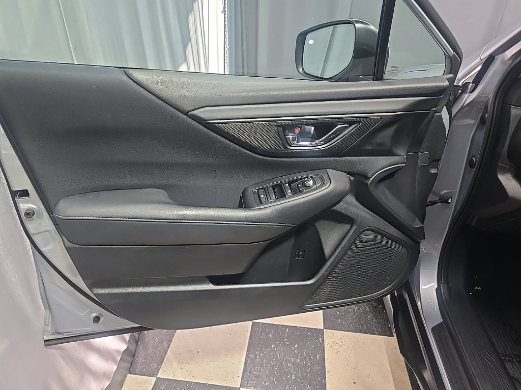 Used 2021 Subaru Outback Premium AWD/4WD image 13