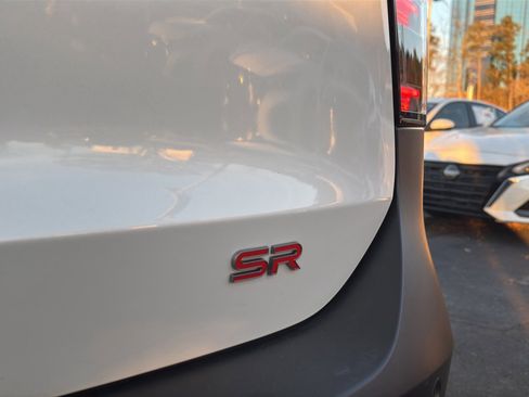 Certified 2025 Nissan Kicks SR image 15