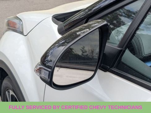 Used 2019 Toyota C-HR XLE image 28