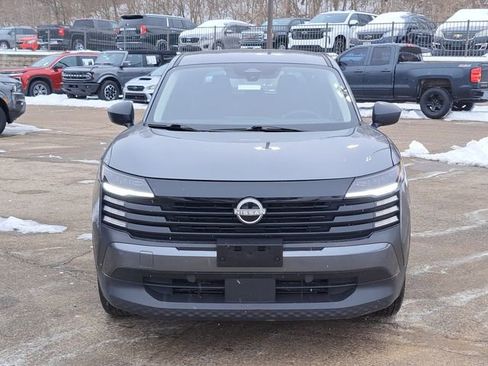 Used 2025 Nissan Kicks S image 8