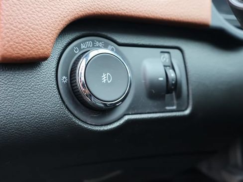 Used 2014 Buick Regal Premium FWD image 22
