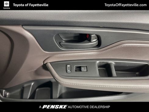 Used 2022 Honda Odyssey EX-L image 23
