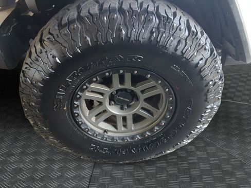 Used 2020 Jeep Gladiator Rubicon image 22