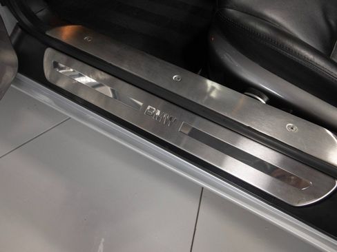 Used 2001 BMW Z8 image 64