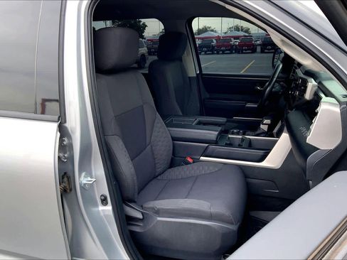Used 2022 Toyota Tundra SR5 image 9