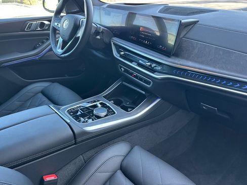New 2026 BMW X5 xDrive50e image 13