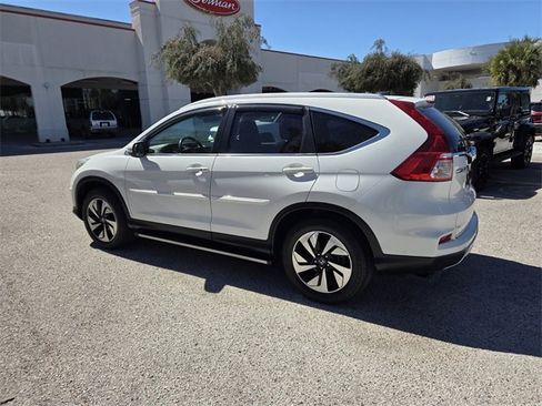 Used 2016 Honda CR-V Touring image 10