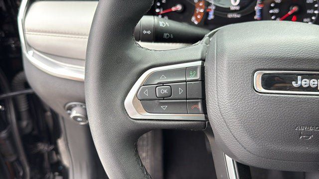 Certified 2024 Jeep Compass Limited w/ Sun and Sound Group AWD/4WD image 16