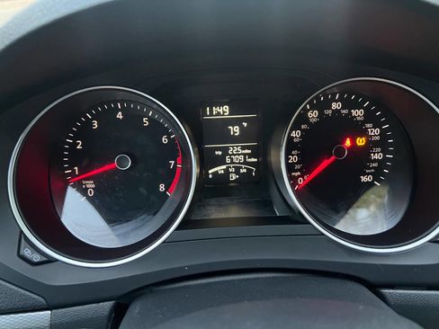 Used 2017 Volkswagen Jetta S image 26