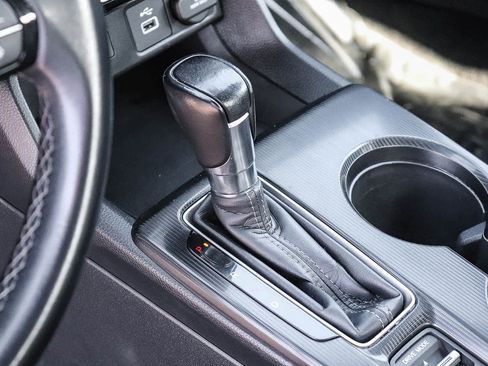 Used 2023 Honda Civic Sport image 19