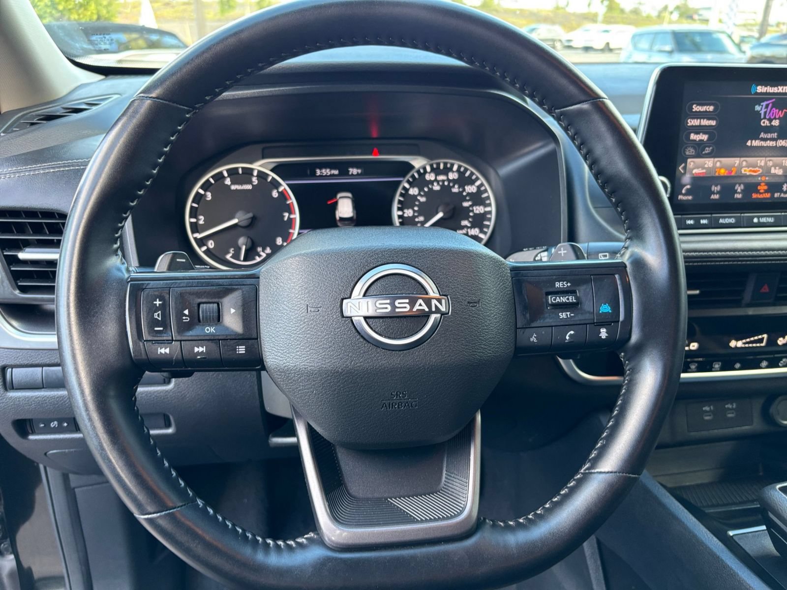 Used 2025 Nissan Rogue SV AWD/4WD image 29
