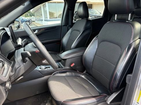 Used 2023 Ford Escape ST-Line w/ Tech Pack #1 AWD/4WD image 14
