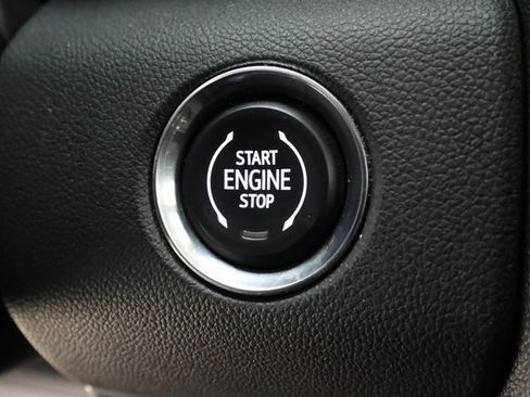 Certified 2025 GMC Acadia Elevation image 12