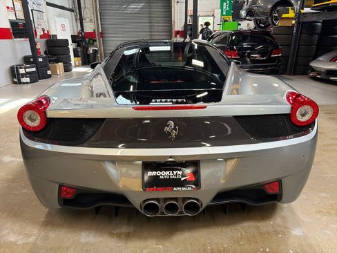 Used 2013 Ferrari 458 Italia Coupe RWD image 7