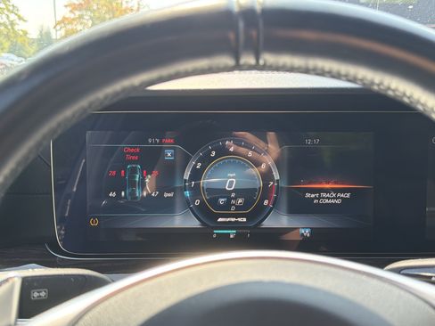 Used 2018 Mercedes-Benz E 63 AMG S image 18