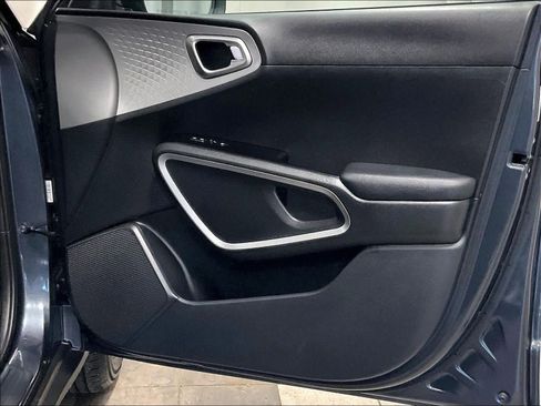 Used 2024 Kia Soul LX w/ Option Group 015 image 12