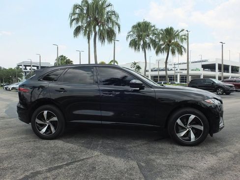Used 2025 Jaguar F-PACE R-Dynamic S AWD/4WD image 8