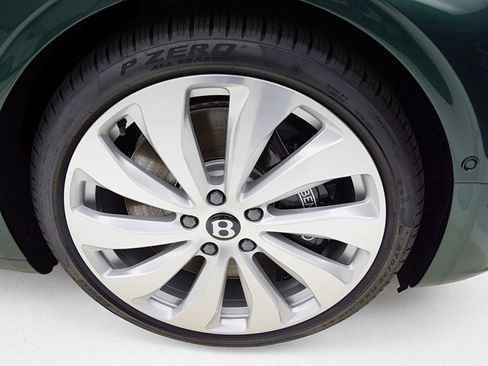 Used 2024 Bentley Continental GT V8 image 36