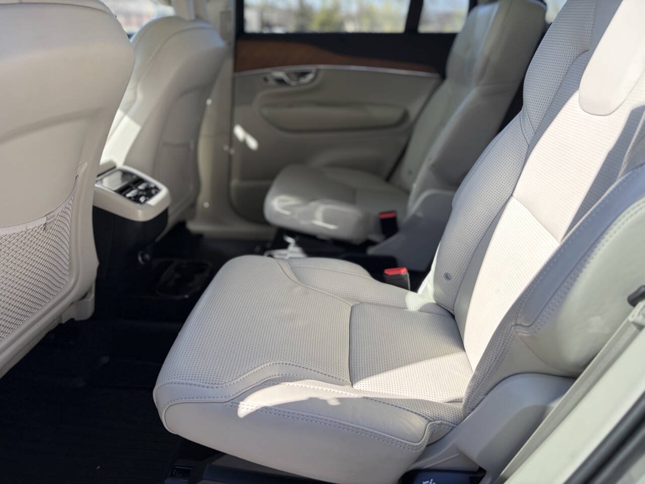 Used 2020 Volvo XC90 T6 Inscription w/ Protection Package AWD/4WD image 15