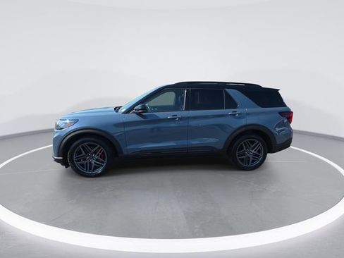 Used 2025 Ford Explorer ST w/ Sun And Sound Package AWD/4WD image 5