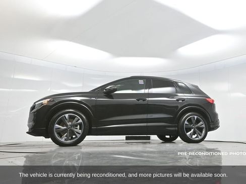 Used 2024 Audi Q4 e-tron Premium Plus w/ Premium Plus image 6