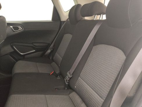 Used 2021 Kia Soul S FWD image 18