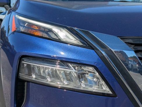 Used 2023 Nissan Rogue SV w/ SV Premium B Package FWD image 10