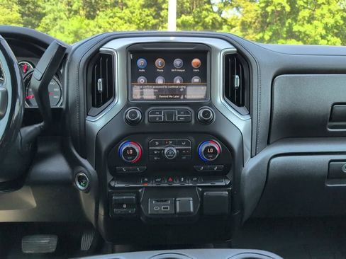 Used 2020 Chevrolet Silverado 1500 LT w/ All-Star Edition AWD/4WD image 22